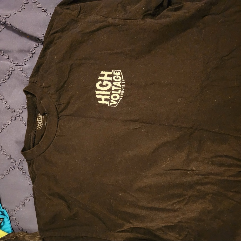 High Voltage Industries men’s XL t shirt